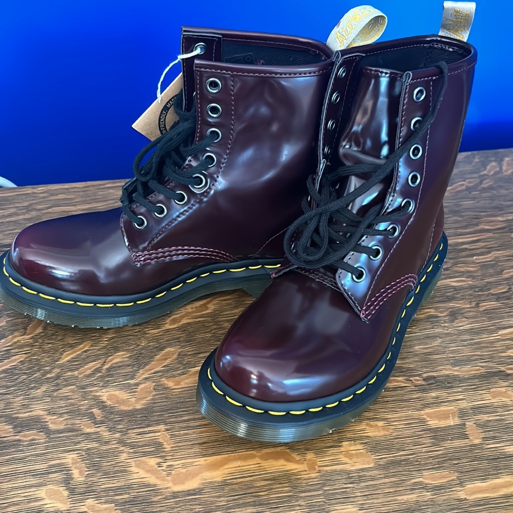 NWT Cherry Red Dr. Martens US 7